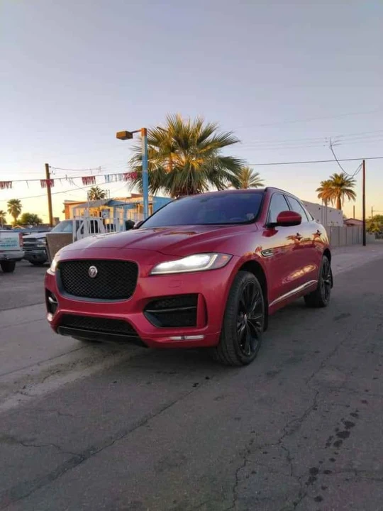 2017 Jaguar F-Pace - Image 2 of 14