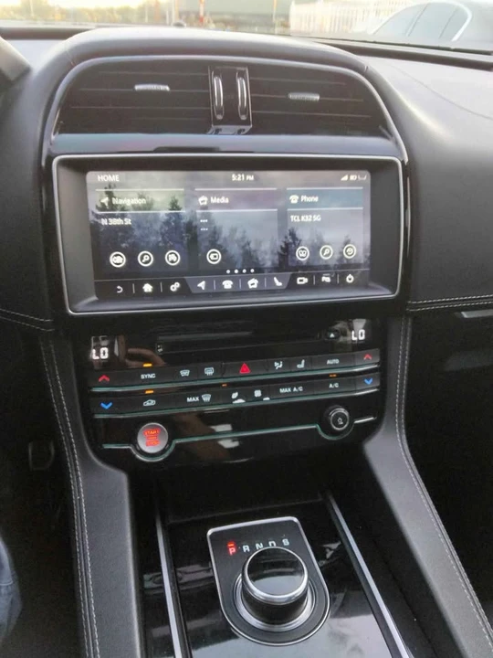 2017 Jaguar F-Pace - Image 4 of 14