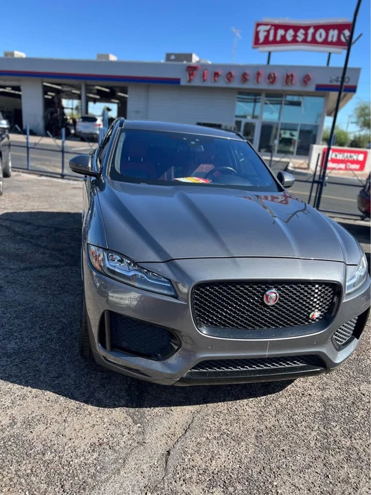 2017 Jaguar F-Pace - Image 2 of 15