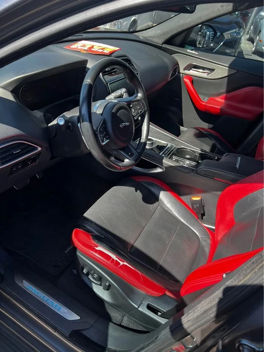 2017 Jaguar F-Pace - Image 15 of 15