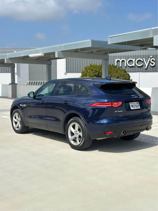 2017 Jaguar F-Pace - Image 6 of 19