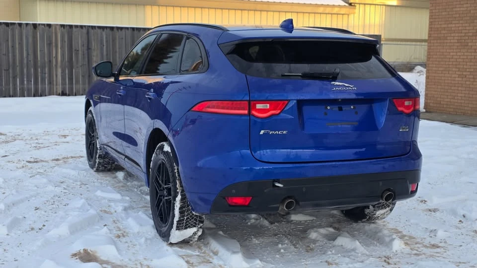 2017 Jaguar F-Pace - Image 3 of 20