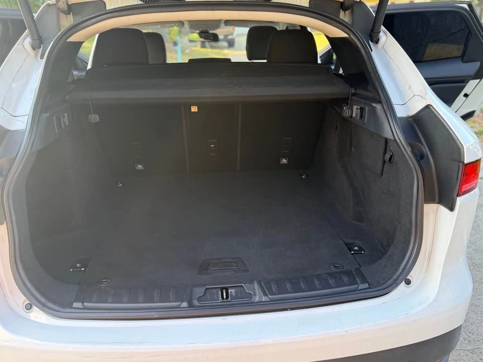 2017 Jaguar F-Pace - Image 15 of 16
