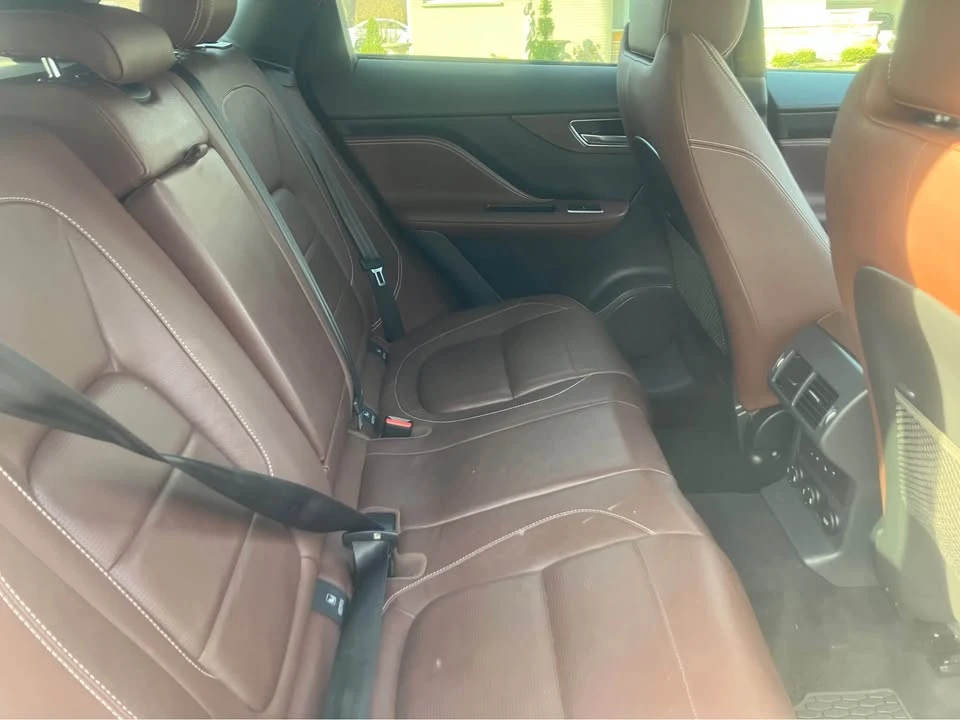 2017 Jaguar F-Pace - Image 13 of 20