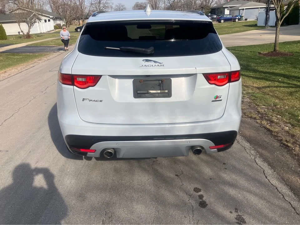2017 Jaguar F-Pace - Image 7 of 20