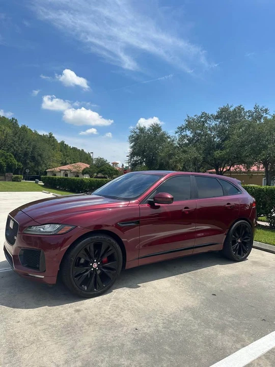 2017 Jaguar F-Pace - Image 6 of 15