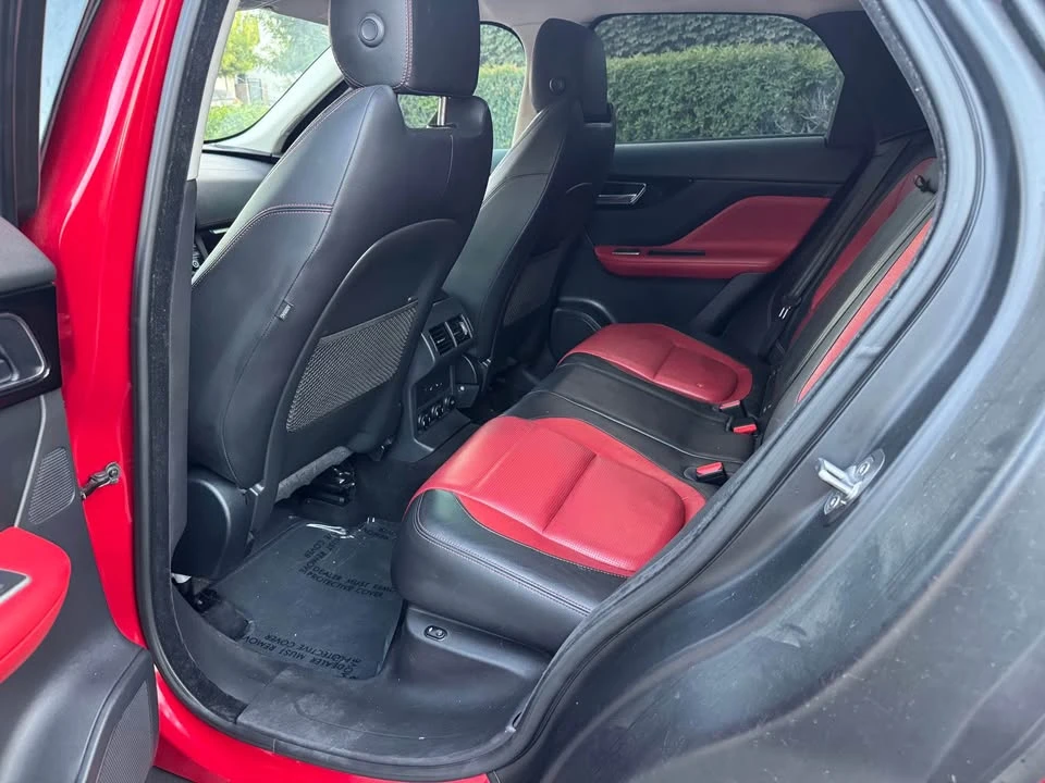 2017 Jaguar F-Pace - Image 10 of 13