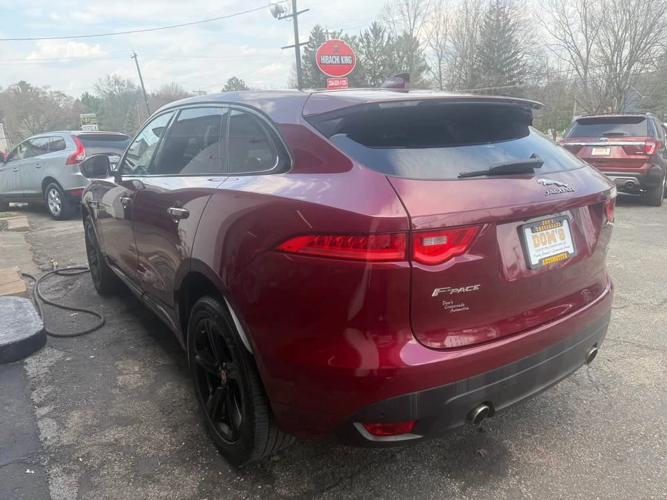 2017 Jaguar F-Pace - Image 4 of 6