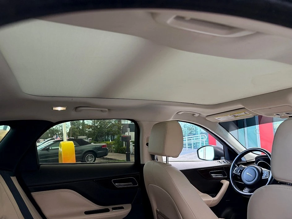 2017 Jaguar F-Pace - Image 17 of 20