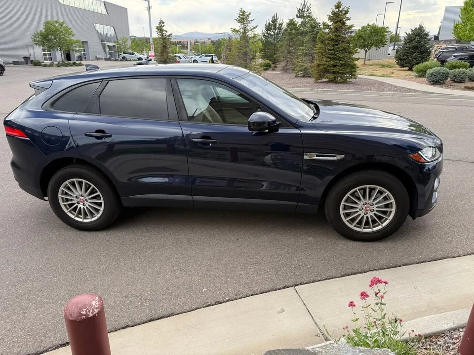 2017 Jaguar F-Pace - Image 7 of 16
