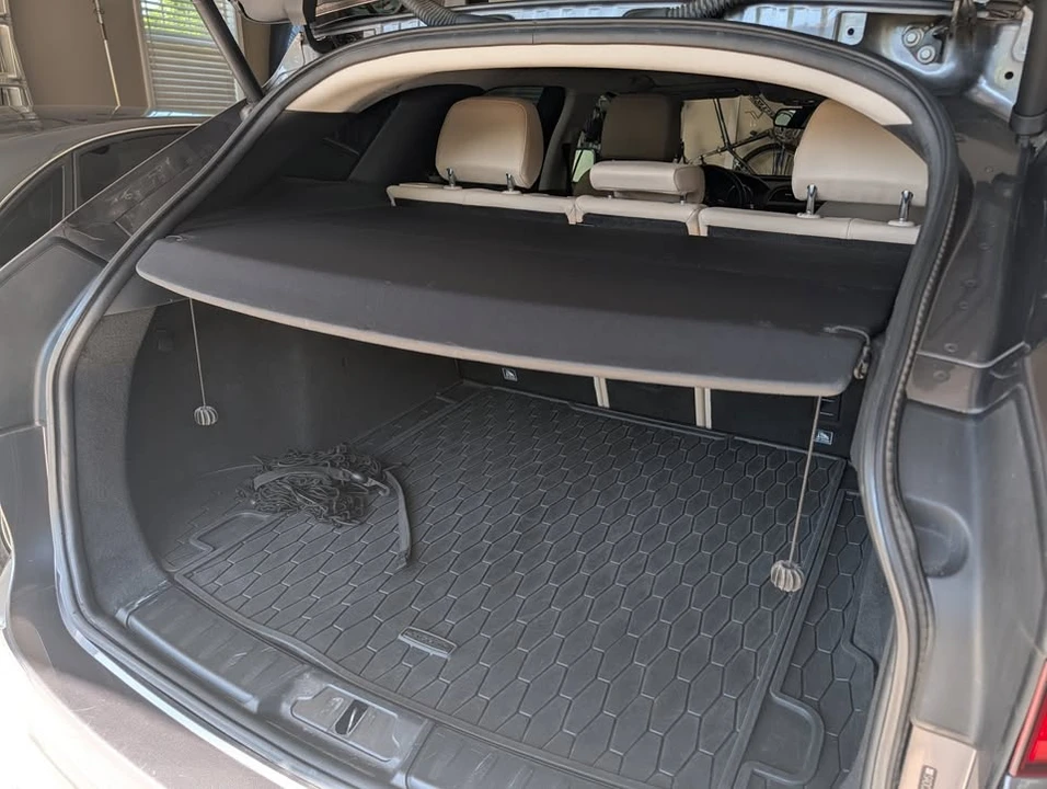 2017 Jaguar F-Pace - Image 8 of 16