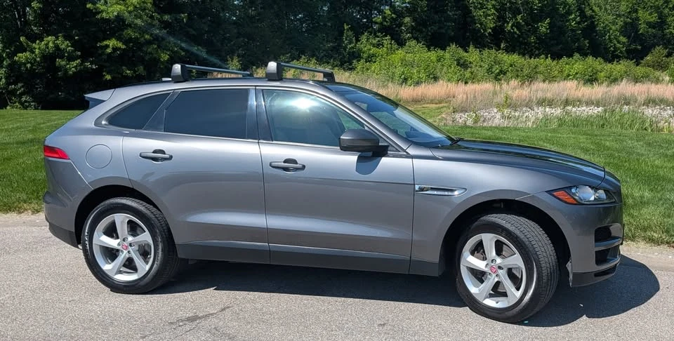 2017 Jaguar F-Pace - Image 4 of 16