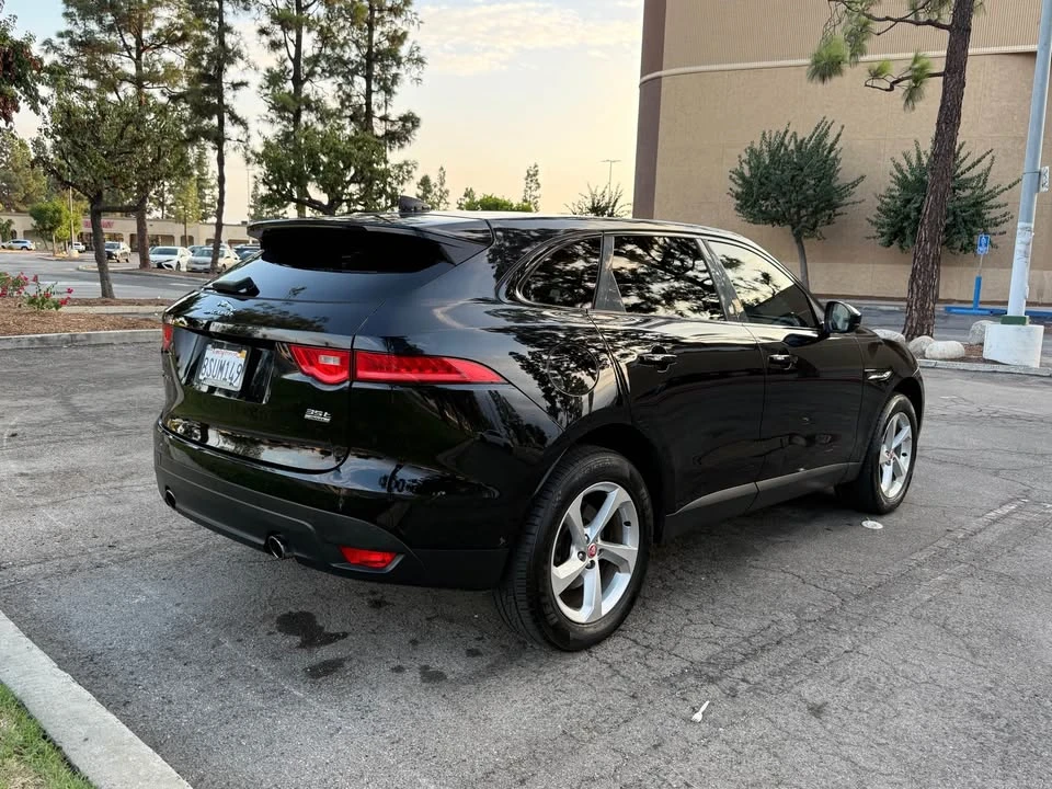 2017 Jaguar F-Pace - Image 4 of 13