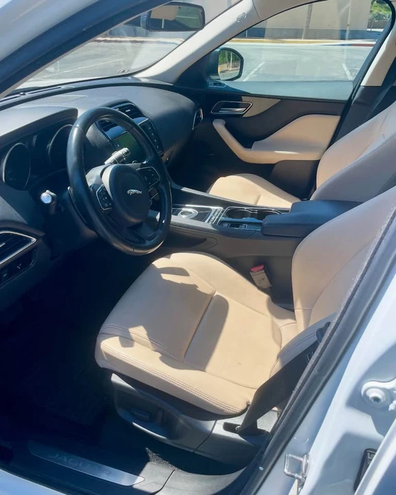 2017 Jaguar F-Pace - Image 3 of 5