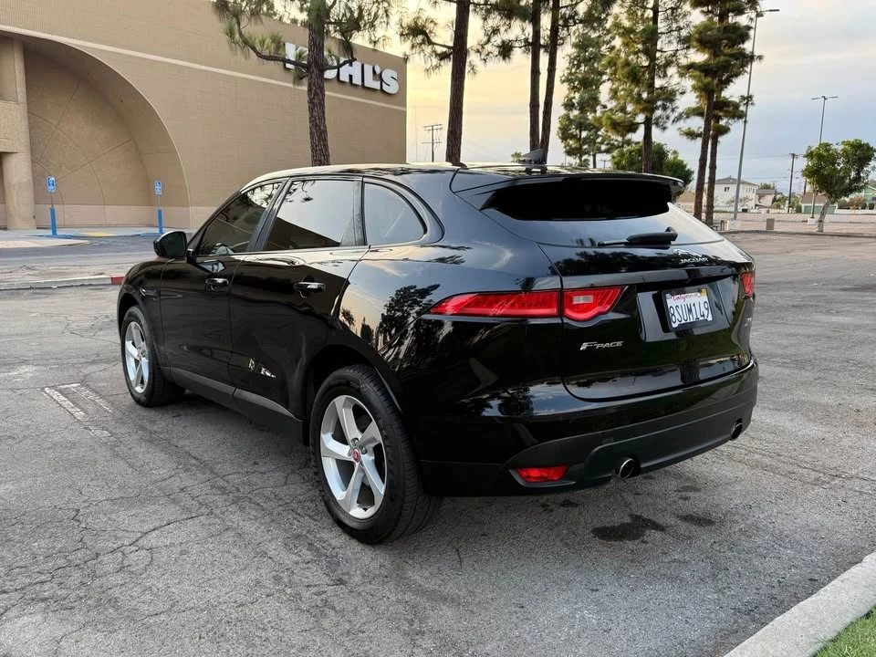 2017 Jaguar F-Pace - Image 4 of 14