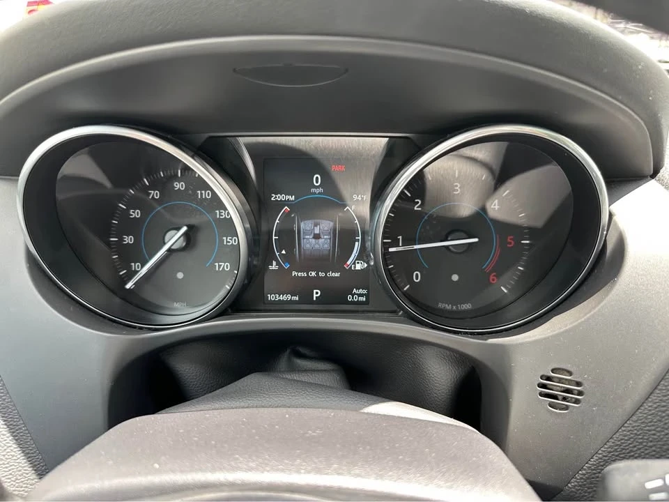 2017 Jaguar F-Pace - Image 15 of 19