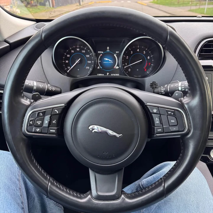2017 Jaguar F-Pace - Image 13 of 13