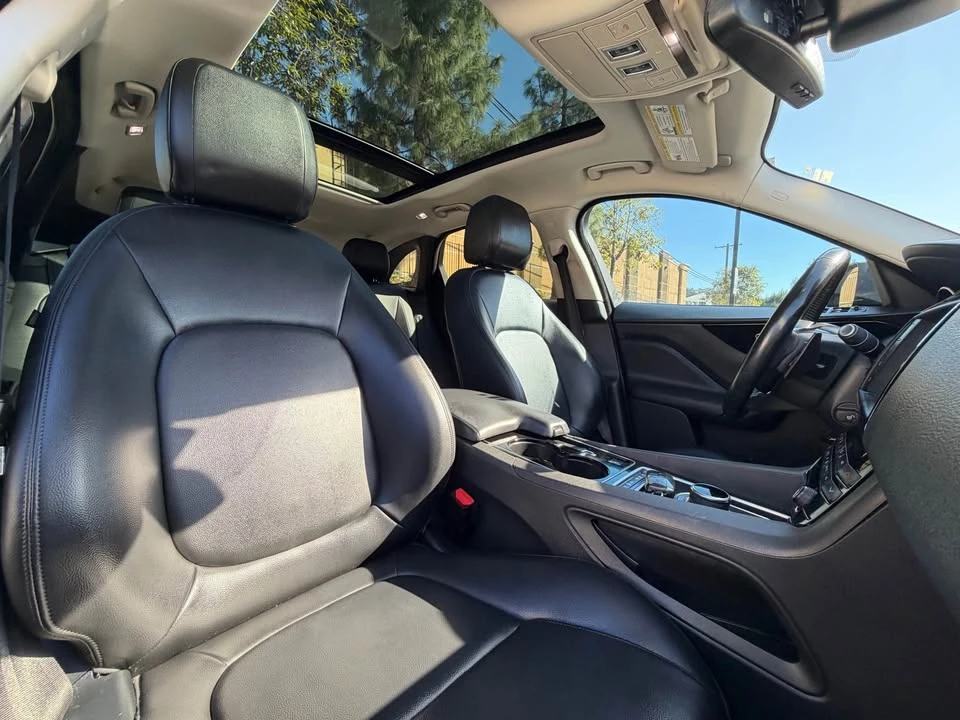 2017 Jaguar F-Pace - Image 7 of 16