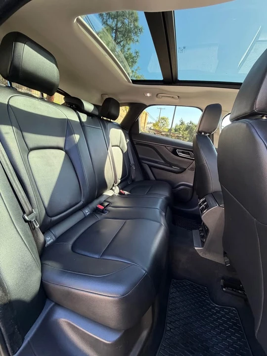 2017 Jaguar F-Pace - Image 8 of 16
