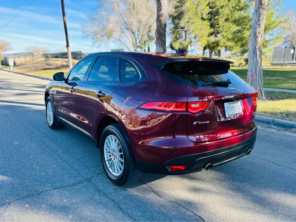 2017 Jaguar F-Pace - Image 8 of 14