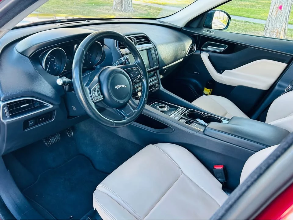 2017 Jaguar F-Pace - Image 12 of 14