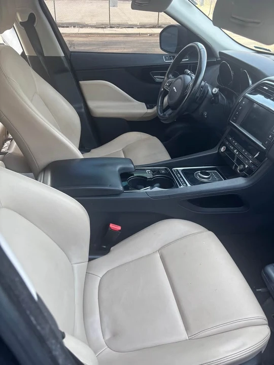 2017 Jaguar F-Pace - Image 3 of 6