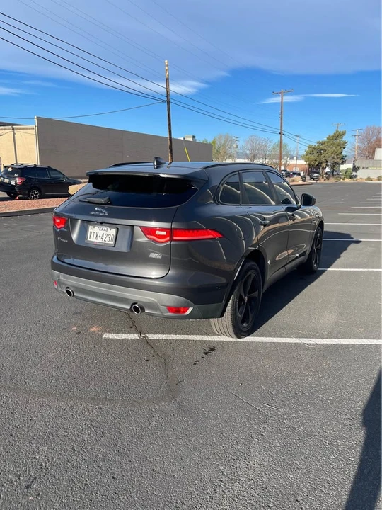 2017 Jaguar F-Pace - Image 6 of 19