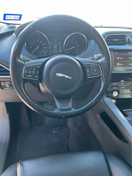 2017 Jaguar F-Pace - Image 19 of 19