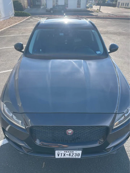2017 Jaguar F-Pace - Image 10 of 19