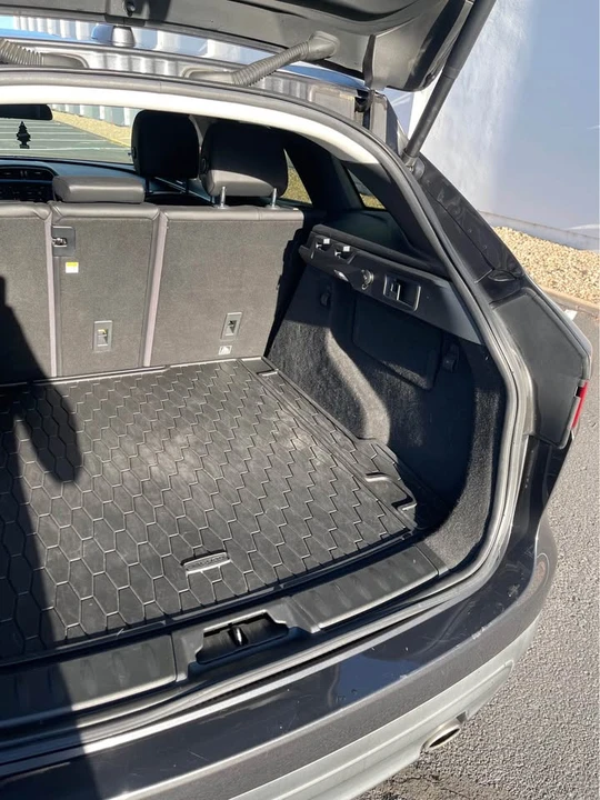 2017 Jaguar F-Pace - Image 16 of 19