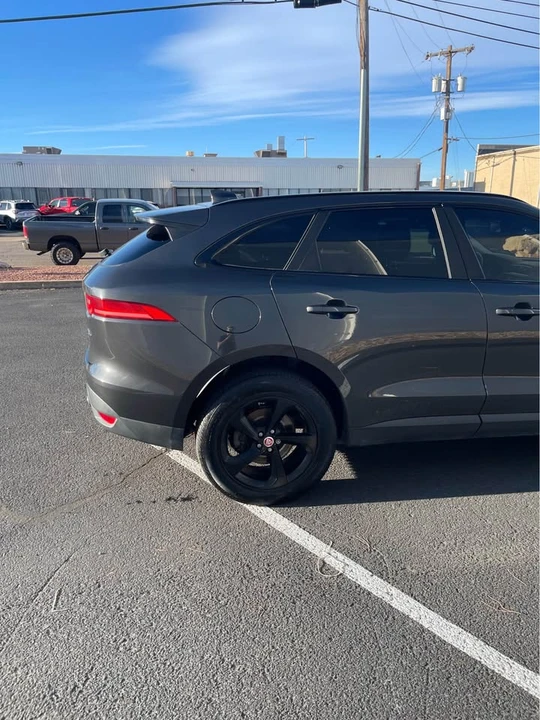 2017 Jaguar F-Pace - Image 7 of 19