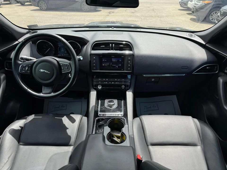 2017 Jaguar F-Pace - Image 9 of 20