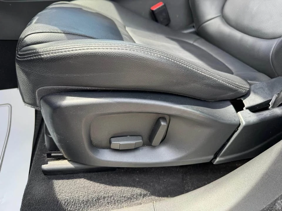 2017 Jaguar F-Pace - Image 18 of 20