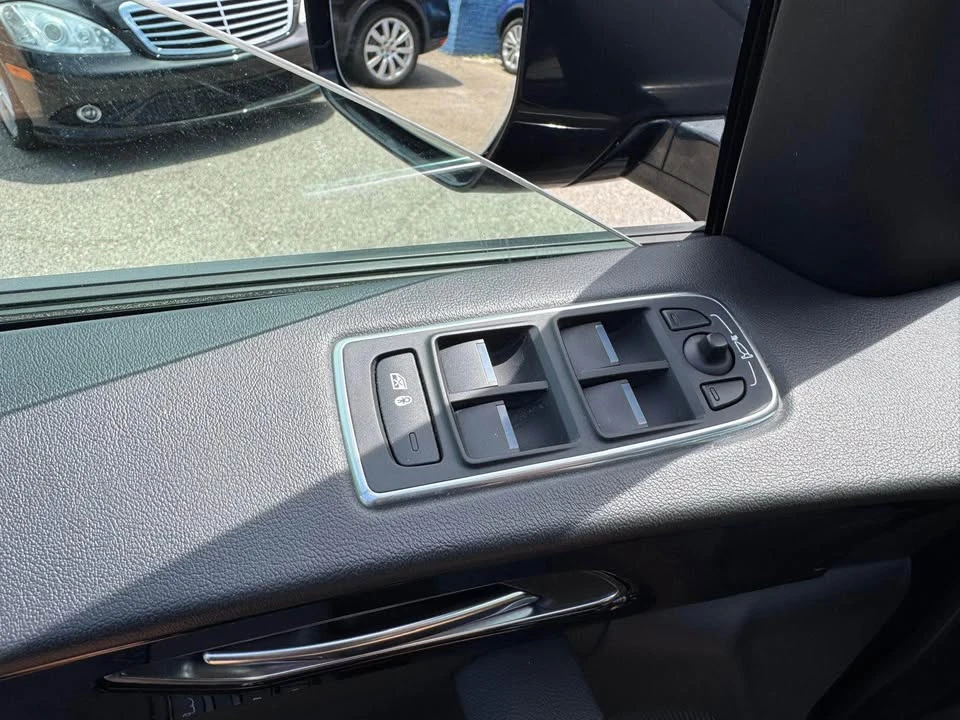 2017 Jaguar F-Pace - Image 17 of 20