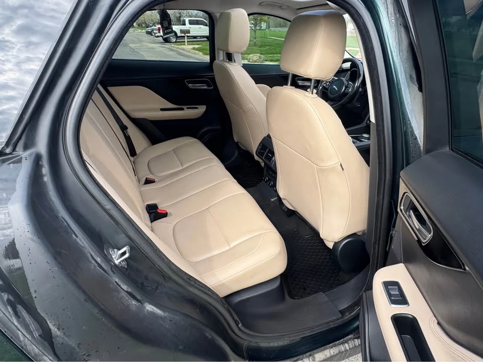 2017 Jaguar F-Pace - Image 15 of 20
