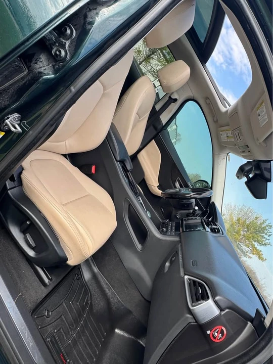 2017 Jaguar F-Pace - Image 17 of 20