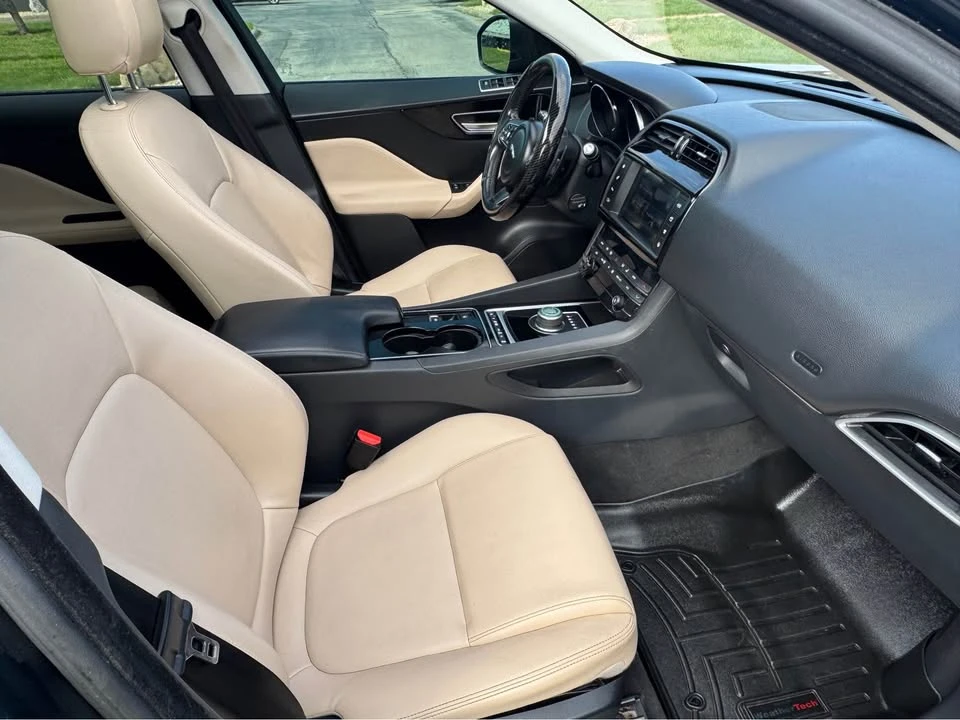2017 Jaguar F-Pace - Image 16 of 20