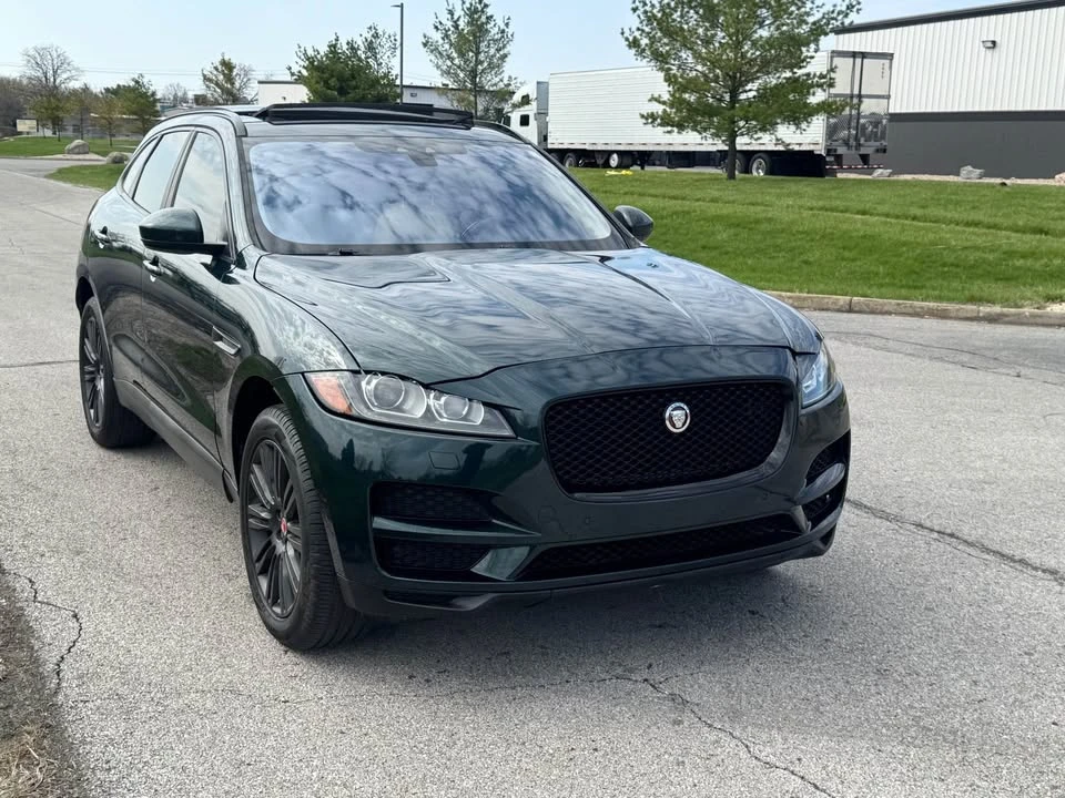 2017 Jaguar F-Pace - Image 2 of 20