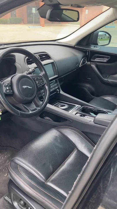 2017 Jaguar F-Pace - Image 6 of 14