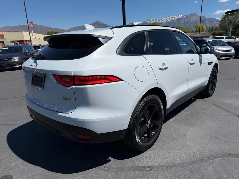 2017 Jaguar F-Pace - Image 6 of 21