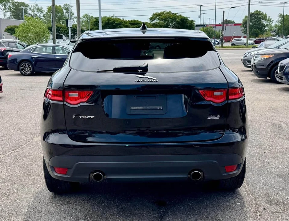 2017 Jaguar F-Pace - Image 6 of 19