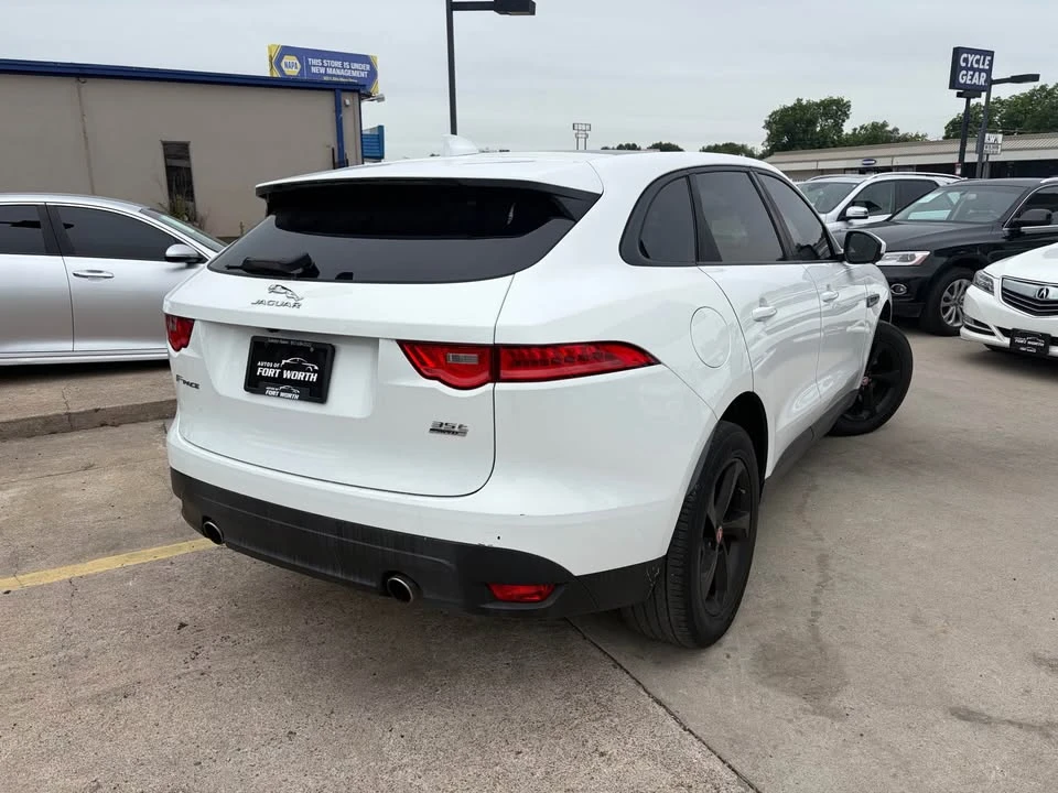 2017 Jaguar F-Pace - Image 3 of 8