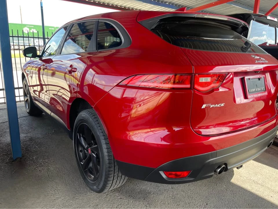 2017 Jaguar F-Pace - Image 3 of 9