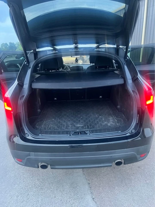 2017 Jaguar F-Pace - Image 10 of 20