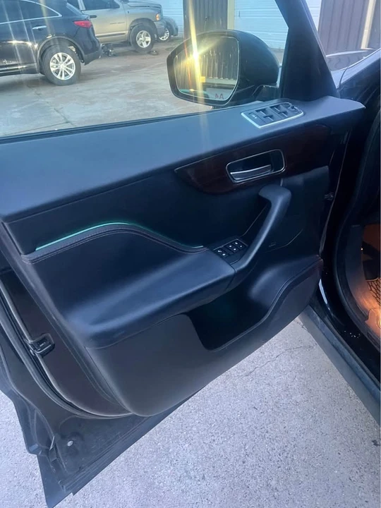 2017 Jaguar F-Pace - Image 13 of 20