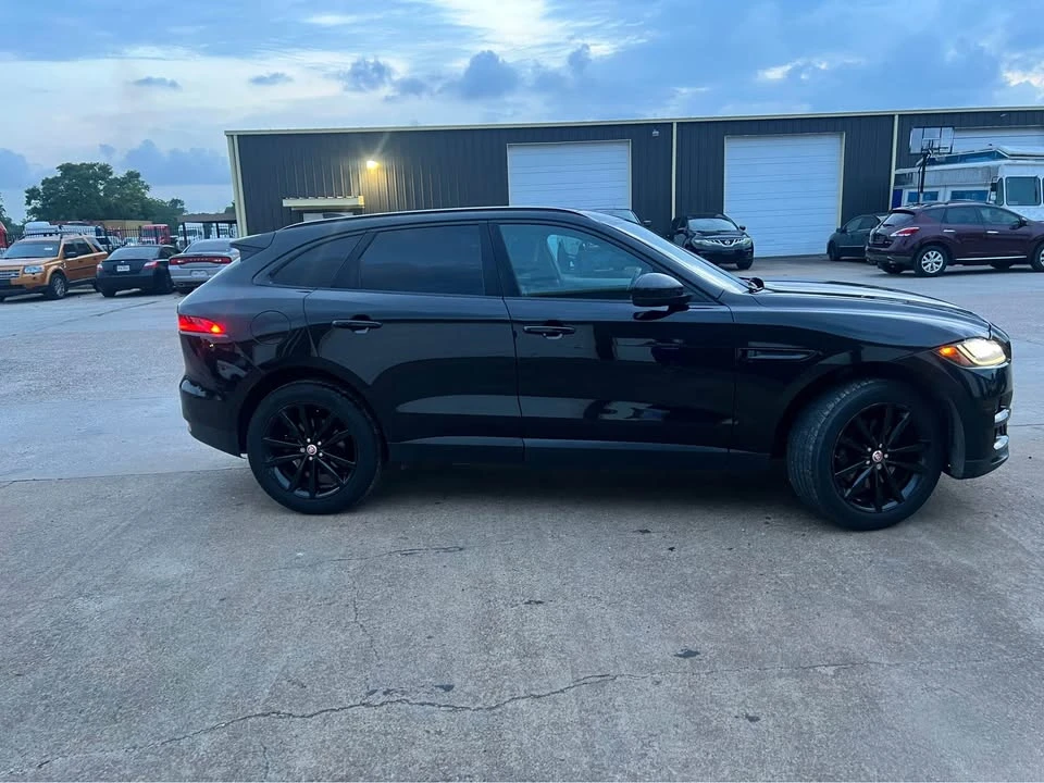 2017 Jaguar F-Pace - Image 4 of 20