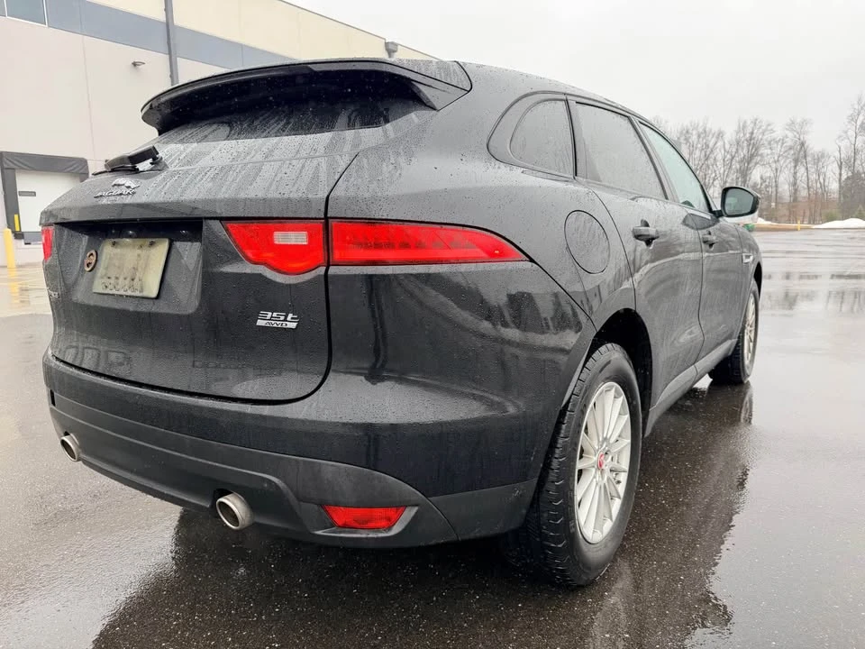 2017 Jaguar F-Pace - Image 4 of 17