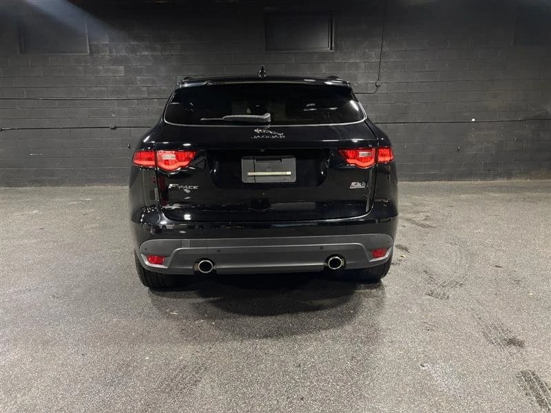 2017 Jaguar F-Pace - Image 4 of 13