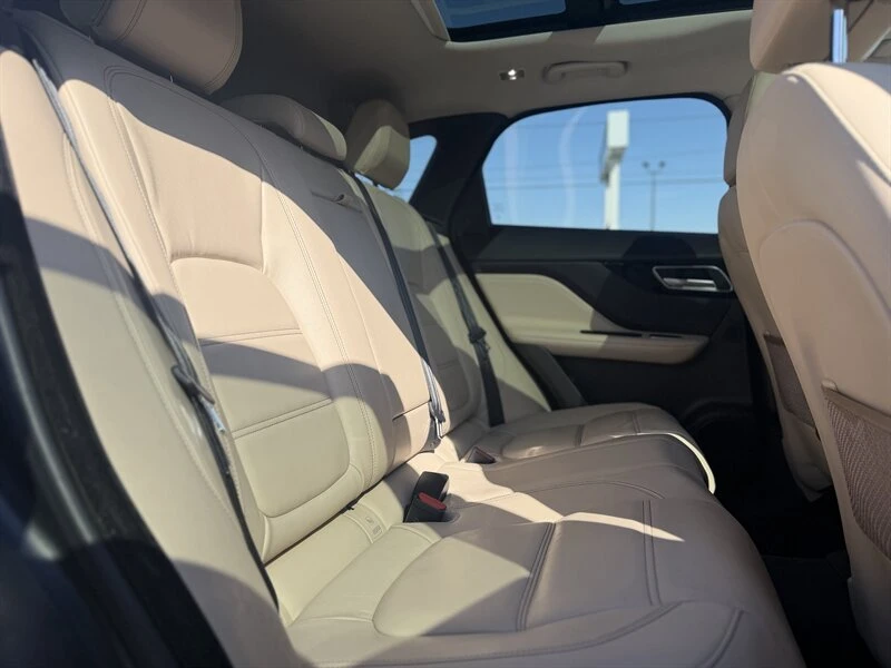 2017 Jaguar F-Pace - Image 13 of 18