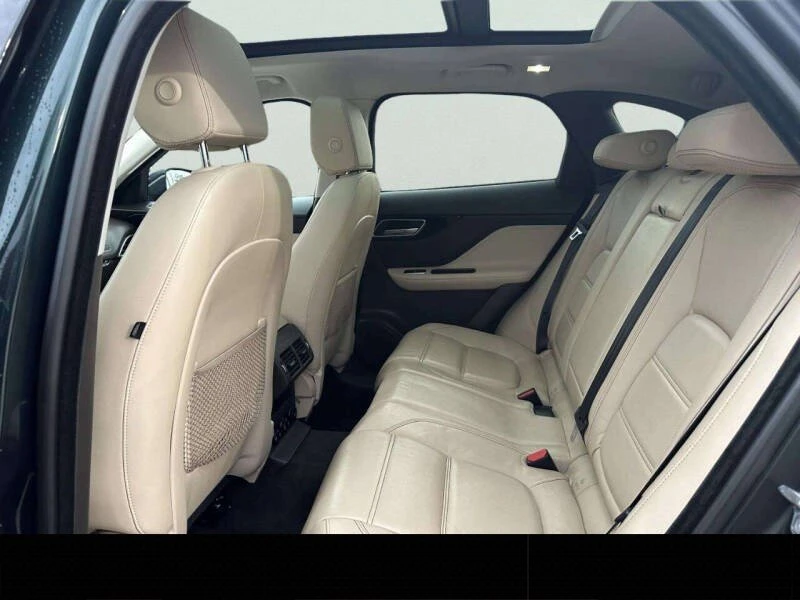 2017 Jaguar F-Pace - Image 11 of 20